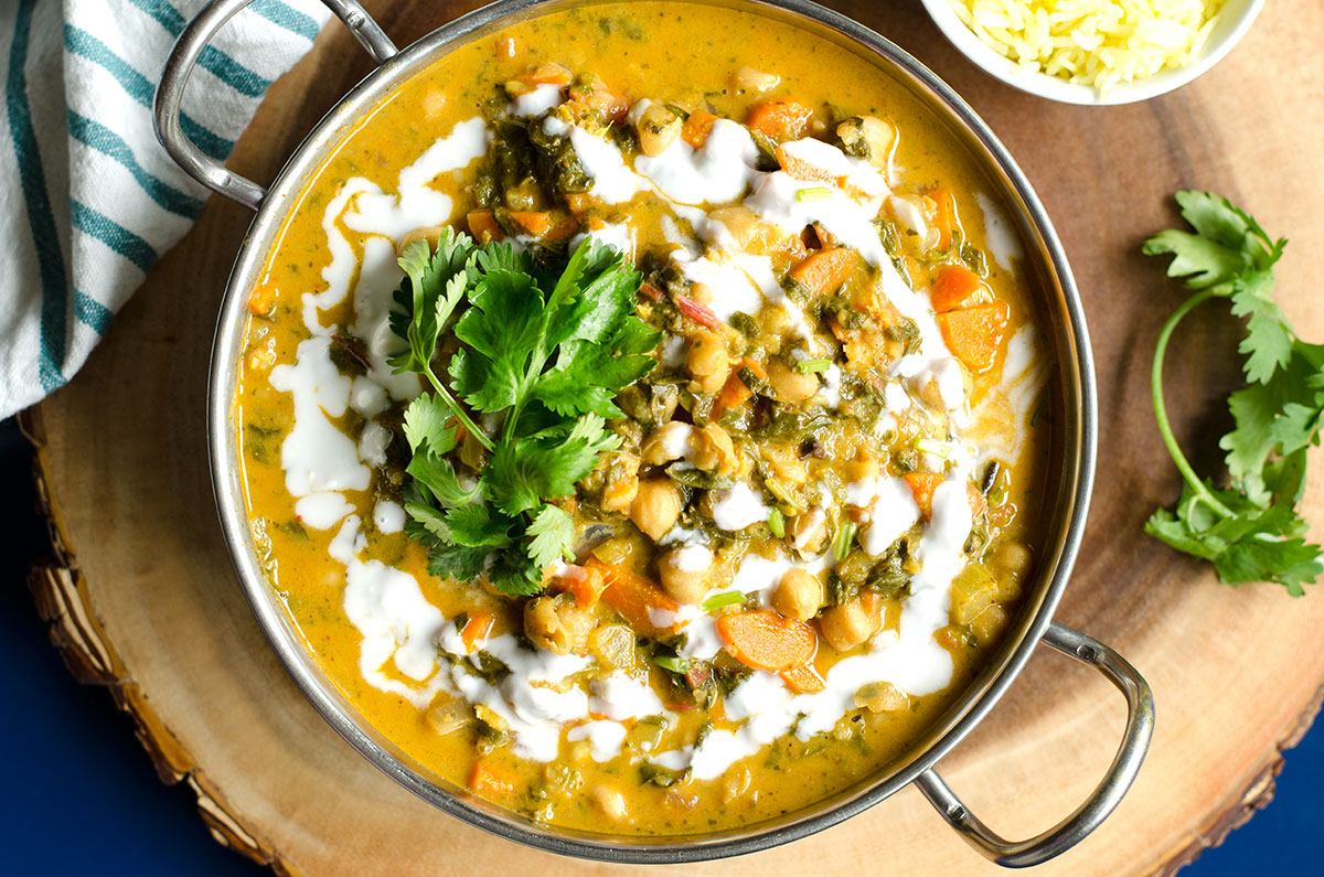 CREAMY-1-POT-chickpea-curry-vegan-glutenfree-highprotein-rich-COMFORTING-familyfriendly-mealplan-weeknight-dinners-NOURISHING-recipe-flavorsofnutrition