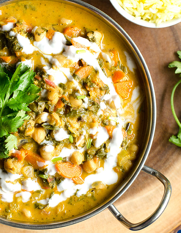 Featured-CREAMY-1-POT-chickpea-curry-vegan-glutenfree-highprotein-rich-COMFORTING-familyfriendly-weeknight-dinners-NOURISHING-recipe-flavorsofnutrition