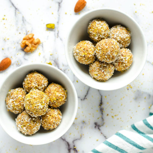 HEALTHYFATS-rich-almond-walnut-pistachio-balls-truffles-5-minutes-no-cook-sweetcravings-dessert-snack-SATIATING-aromatic-recipe-flavorsofnutrition